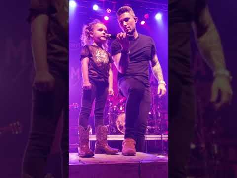 Darci Claire singing with Michael Ray- Think A Little Less