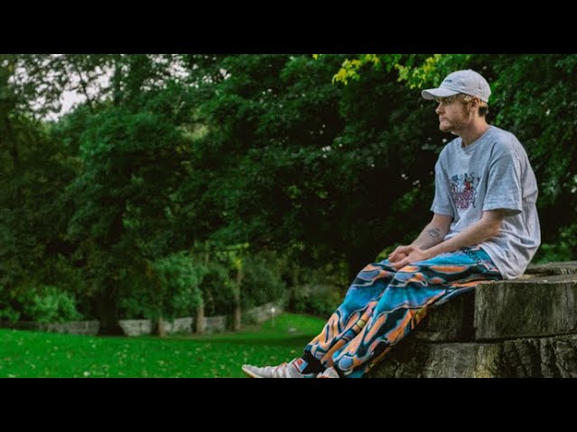 Guarda Case Open - 141 (Official Music Video) su YouTube Guarda Case Open - 141 (Official Music Video) su YouTube