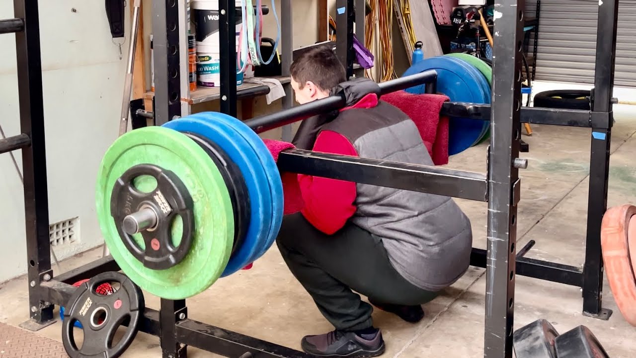 Squat everyday Day 1307: SSB Squat 210kg (PR)