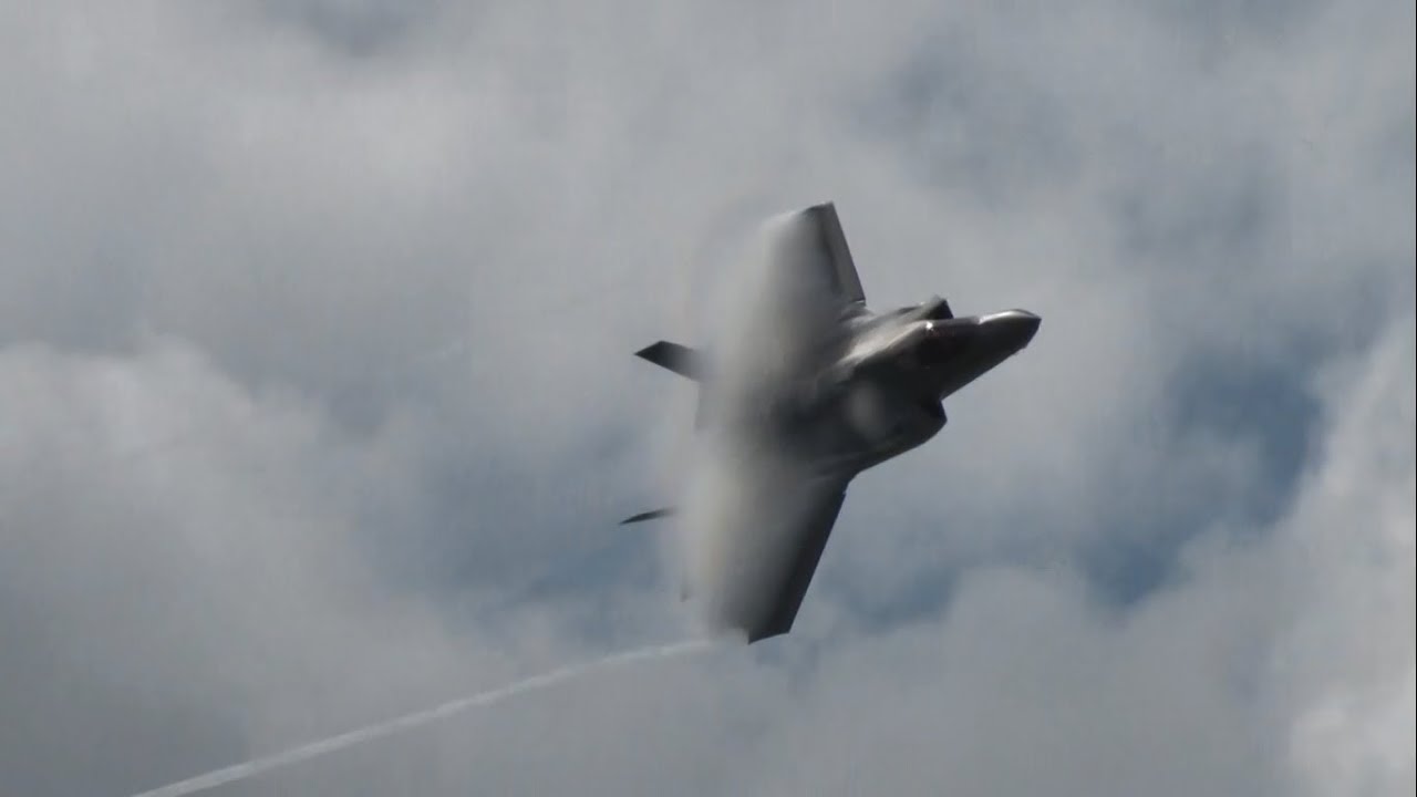 2019 New York International Air Show - F-35A Lightning II Demonstration