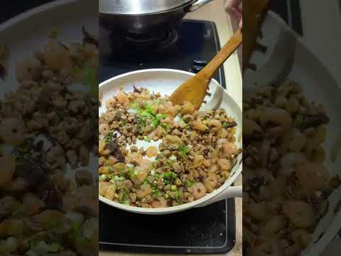 គុយទាវកាត់​ យាយញាំអស់ពីចាន😋