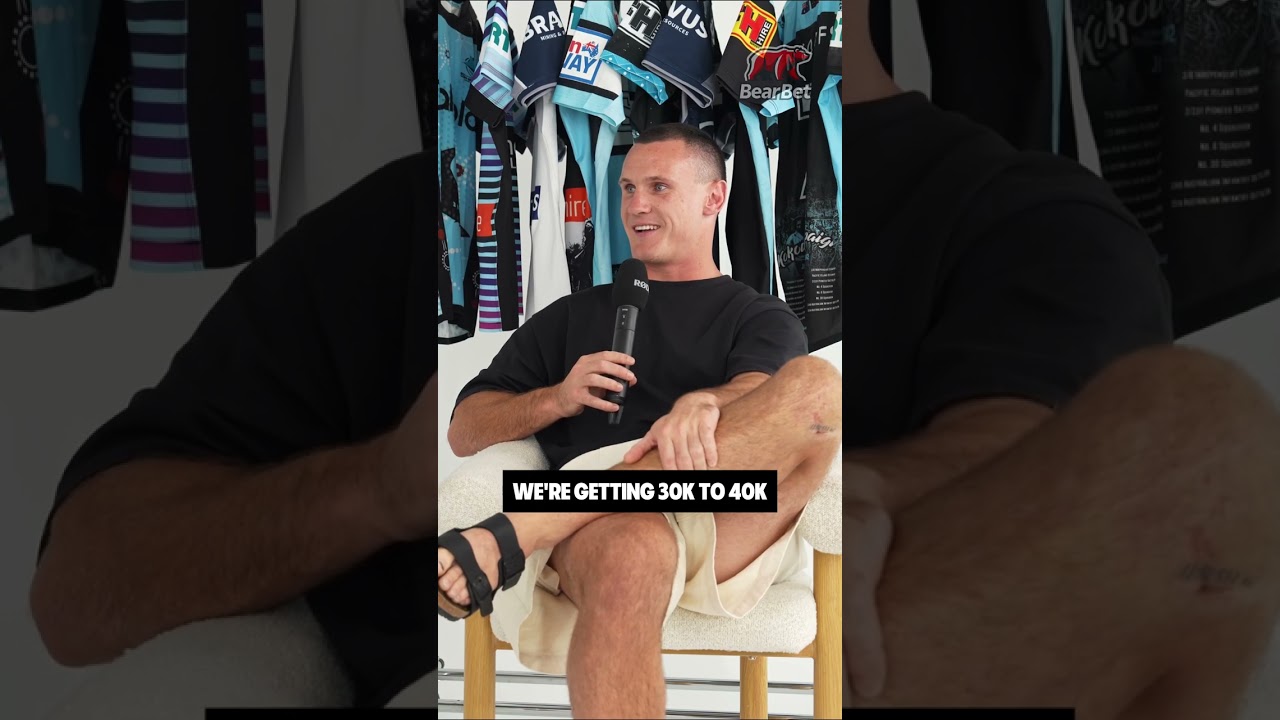 BEST MOMENT 2025 - Connor Tracey on the Bulldogs fans 🐶