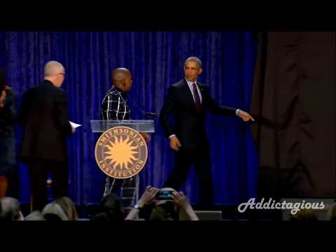 obama-receives-a-gift-from-the-dear-leader-jim-pickens