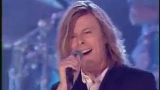 David Bowie - This Is Not America (David Bowie / Pat Metheny / Lyle Mays)