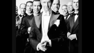 Max Raabe & Das Palast Orchester - Sex Bomb