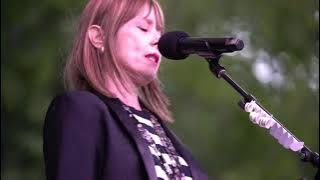 Suzanne Vega w/ Gerry Leonard - 'Dreaming' (Blondie cover) [LIVE at Arcadia Folk Festival