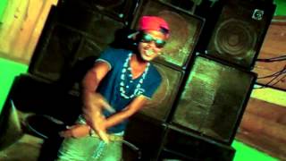 Gago Man feat Rantan Cso - Solo Mueve Los Pies (Oficial Video)