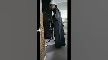 الشيخ لعصامي لقمان امام مسجد الانبياء عين ارنات 