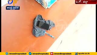 Man attacks lover with knife at Poduru