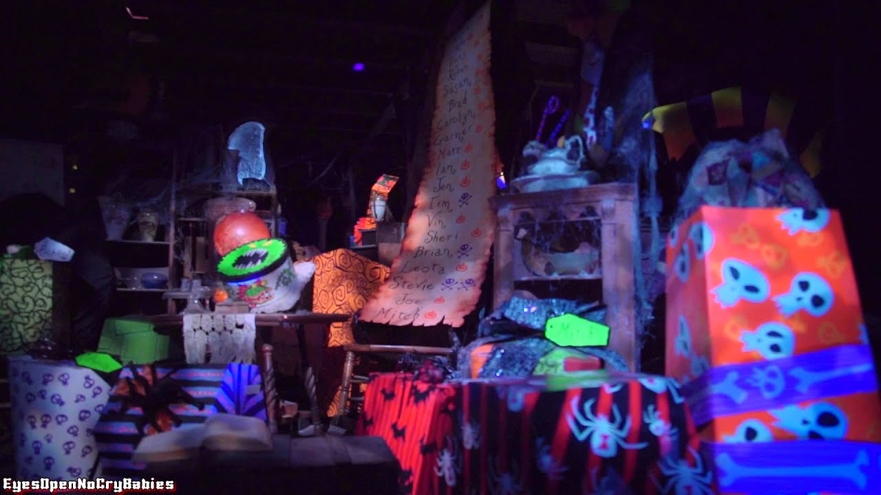 Haunted Mansion Holiday (On-Ride 2014) Disneyland - YouTube