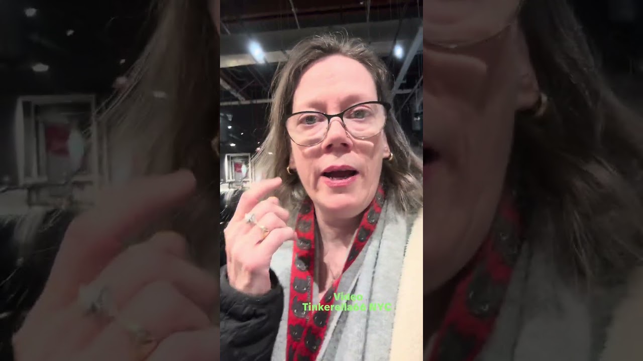 At My Lonely Primark location …😢see what I mean.where is everybody 