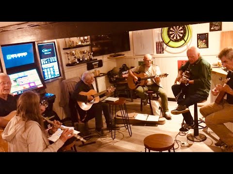 BUNCH of FRIENDS SINGING Playing Acoustic Music Session + 4 String ...