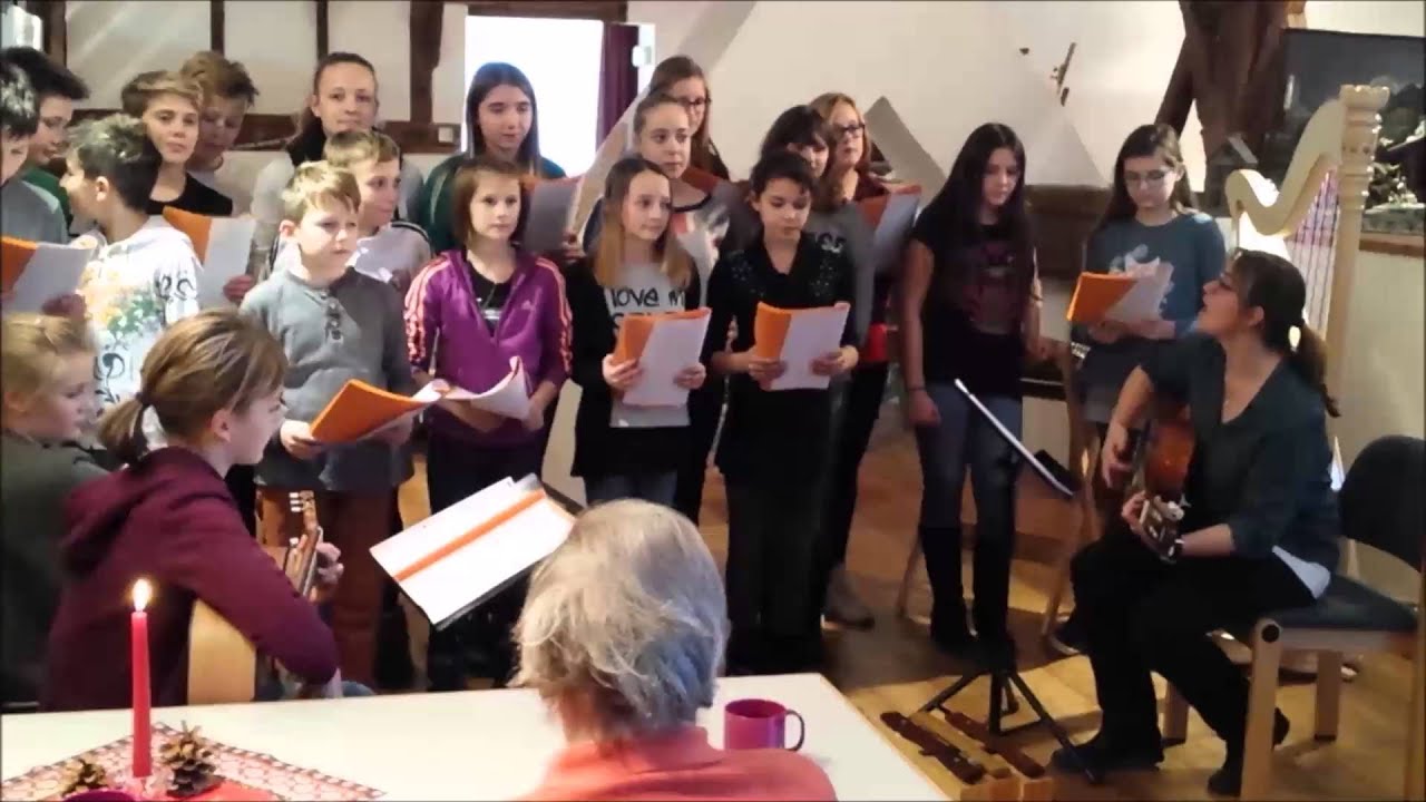 Weihnachtsfeier 2015  2b Klasse