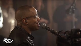 Jon Reddick - In The Room (Live) [Official Music Video]