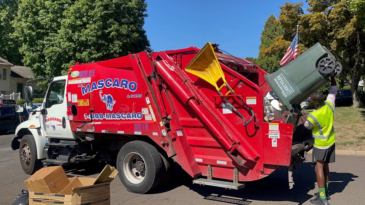 JP Mascaro International NewWay Viper pup rear loader garbage truck
