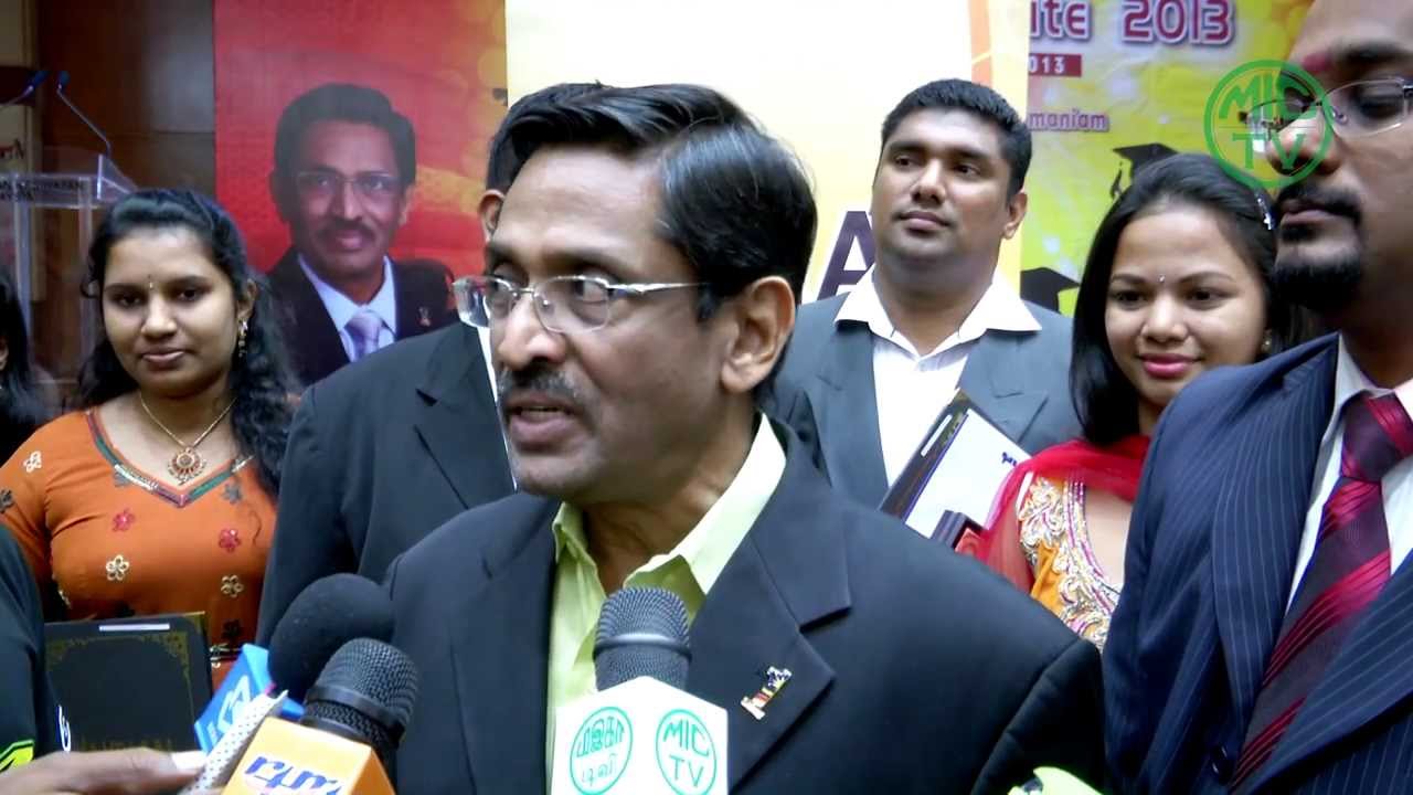 Top Indian Students Should Contribute to Community's Development