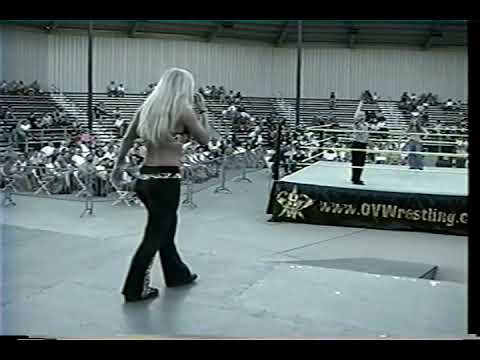 Jillian Hall vs Nikita