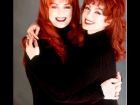 Scott Alexander interview of the Judds on KHAY!