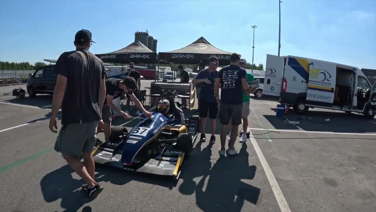 UNIMORE MMR MORE MODENA RACING COMBUSTION al Cremona Circuit Agosto 2023