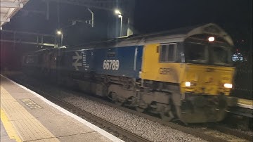 GBRF 66789 + 66725 passing through Reading West 0o01