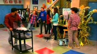 (HQ) iCarly - iOMG Fifth Promo - Get ready to say OMG! Resimi