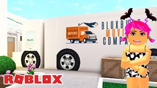 I Built A Moving Truck In Bloxburg Mini Builds Welcome To Bloxburg Youtube - we moved into apartments in bloxburgroblox bloxburg youtube free robux codes 2019 not used october