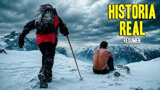 ALPINISTA encuentra a un H0MBRE varado EN LA CIMA DE UNA MONTAÑA NEVADA | RESUMEN en minutos