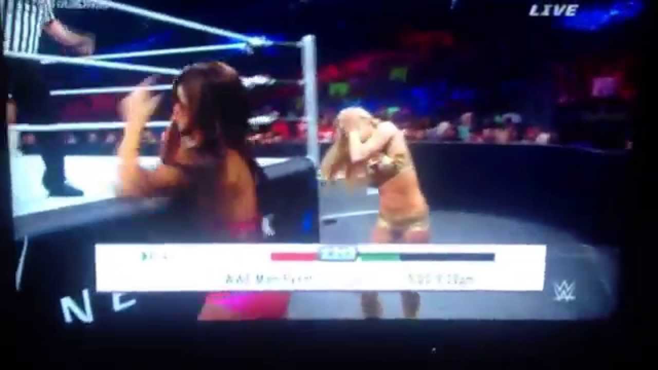 Exposed ass on tv wwe foto