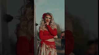 “FRUMUȘICA” va da întâlnire pe youtube ❤️ - #alexandracret #shorts #muzicadepetrecere
