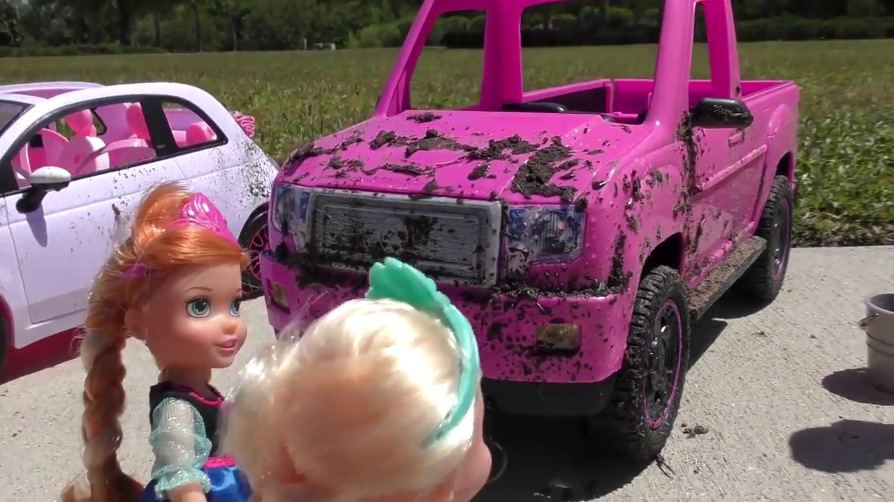 muddy car elsa and anna