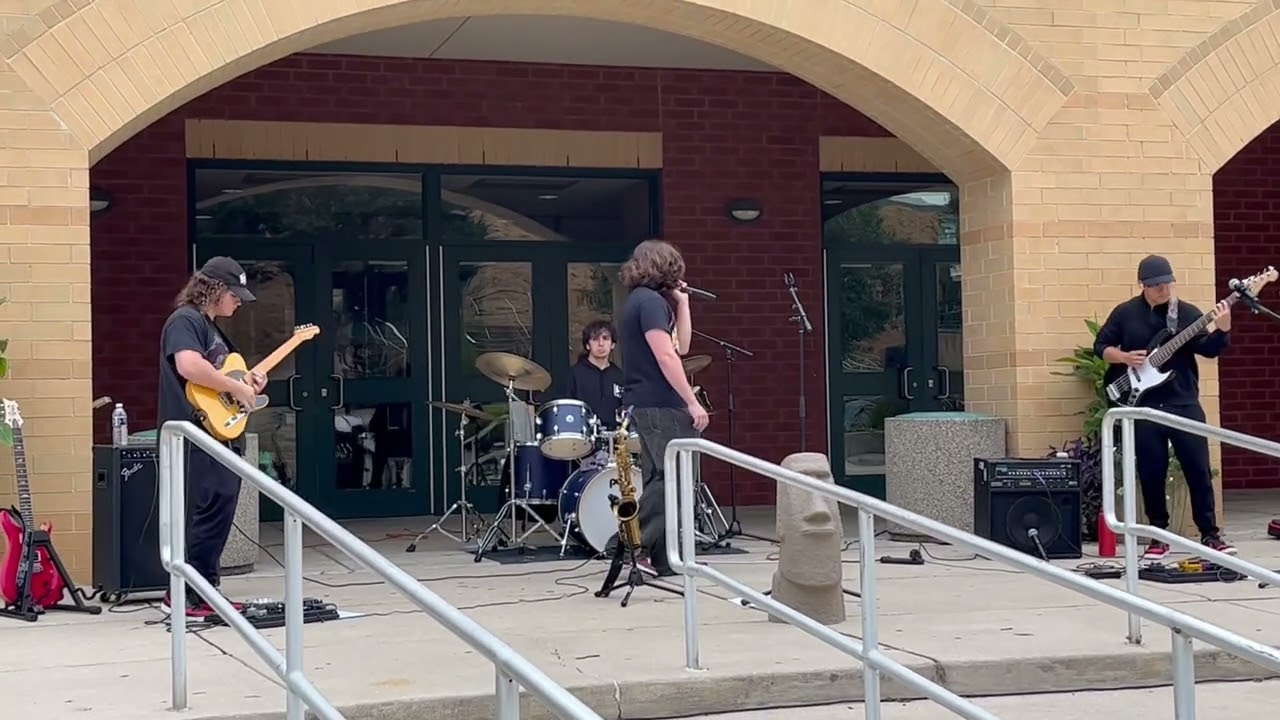 Refrigerator at Ridley High School Deftones  ( Quiet and Drive )