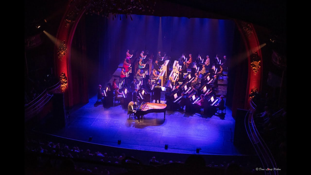 DANSE MACABRE (C.St Saëns) Simon Fache Déconcerto pour 31 pianistes