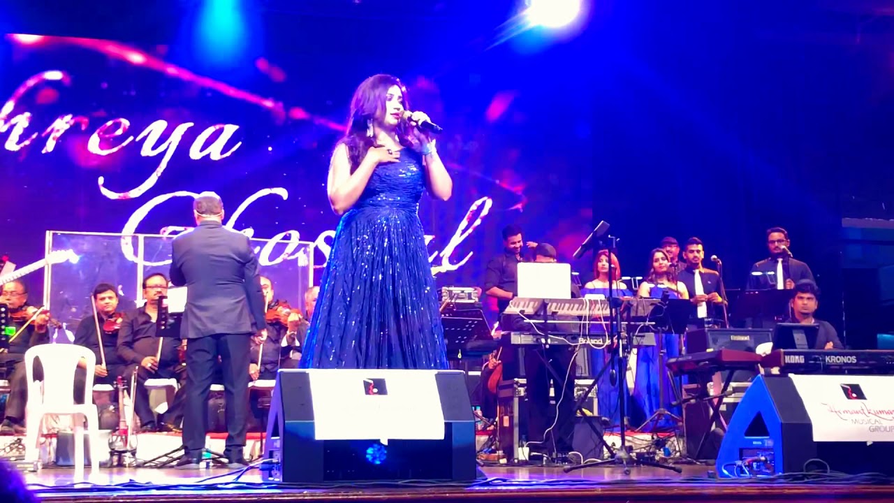 Shreya Ghoshal Aye zindagi gale lagale