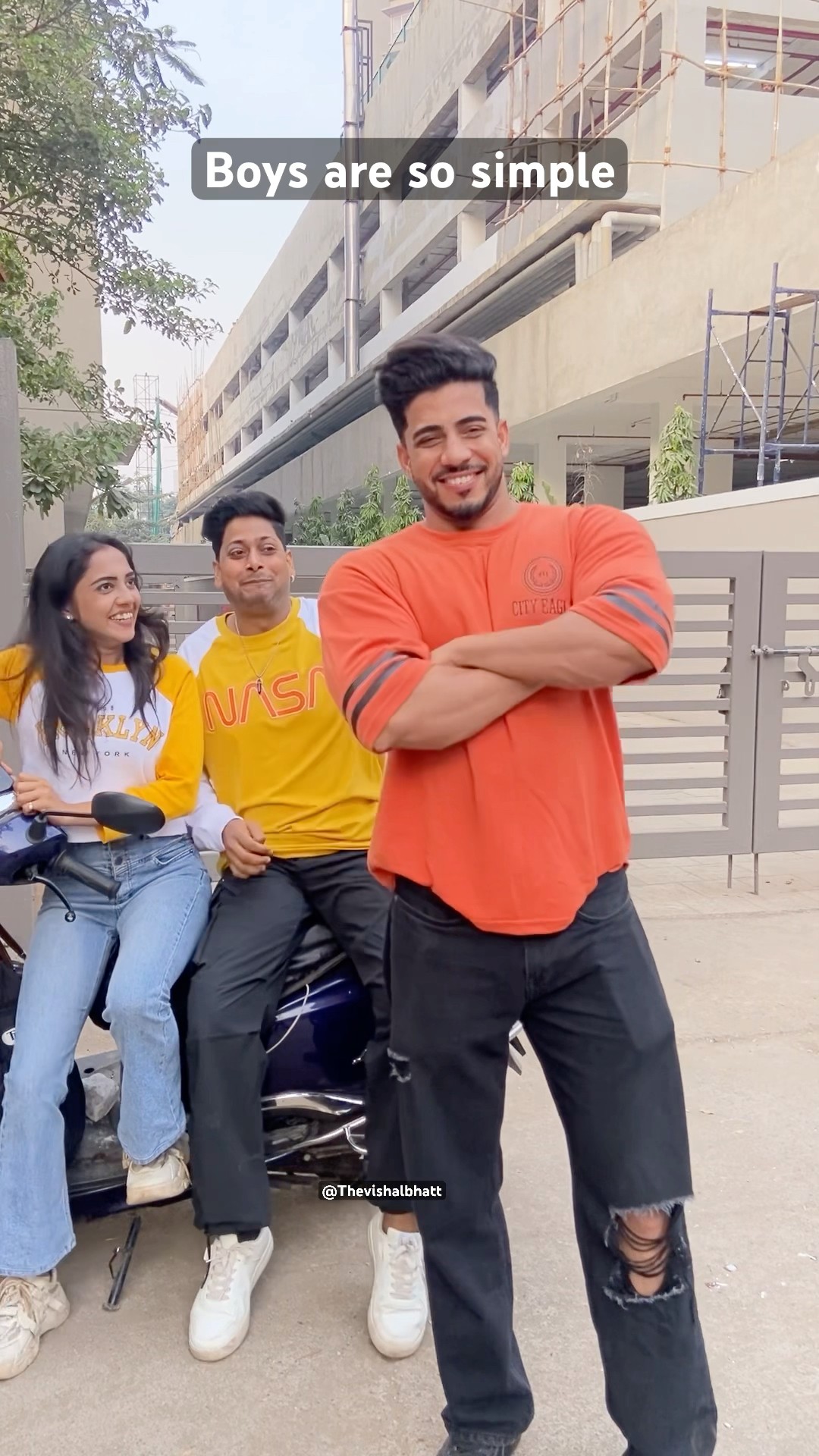 Kuch boluga too vivaad ho jaaega ?? | boys are so simple ? #comedy  #funny  #shorts