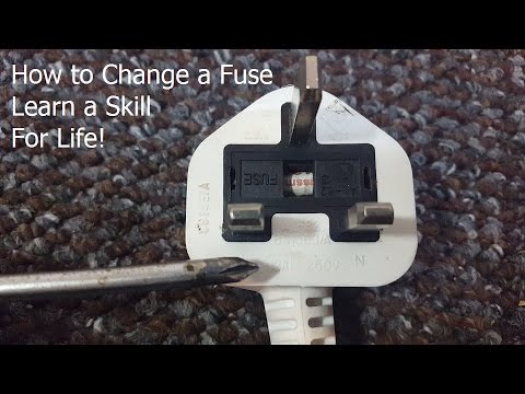 How to Change a Fuse in a Plug - the Easy Way!