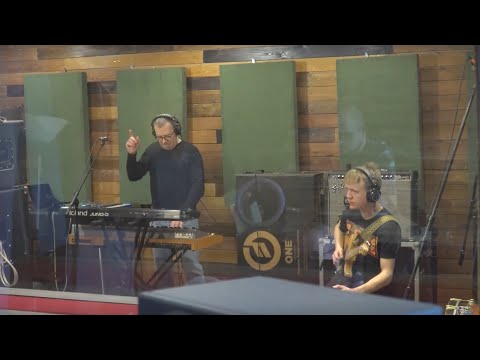 Key Lean - Long Distance (Guitar Mix) Live Studio Version