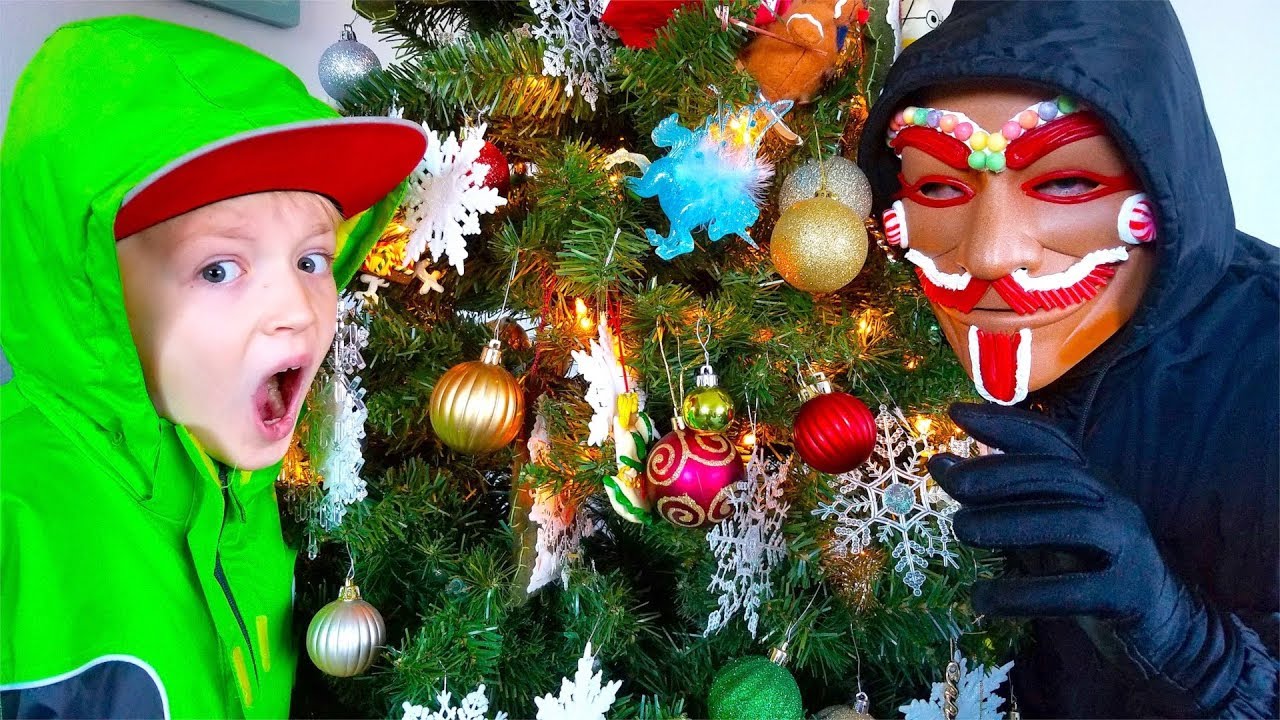 beach house hotel Trapped In The Gingerbread Man's World! Teleported To Christmas Realm With The Tannerites!