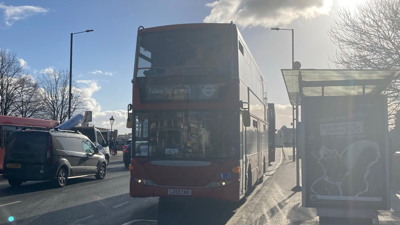 Sullivan Buses: Route DL5 (DS61 LX59CNO) Scania Omnicity 10.8m