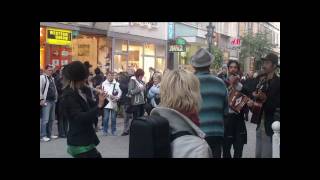 Street Musicians in BUDAPEST - 3