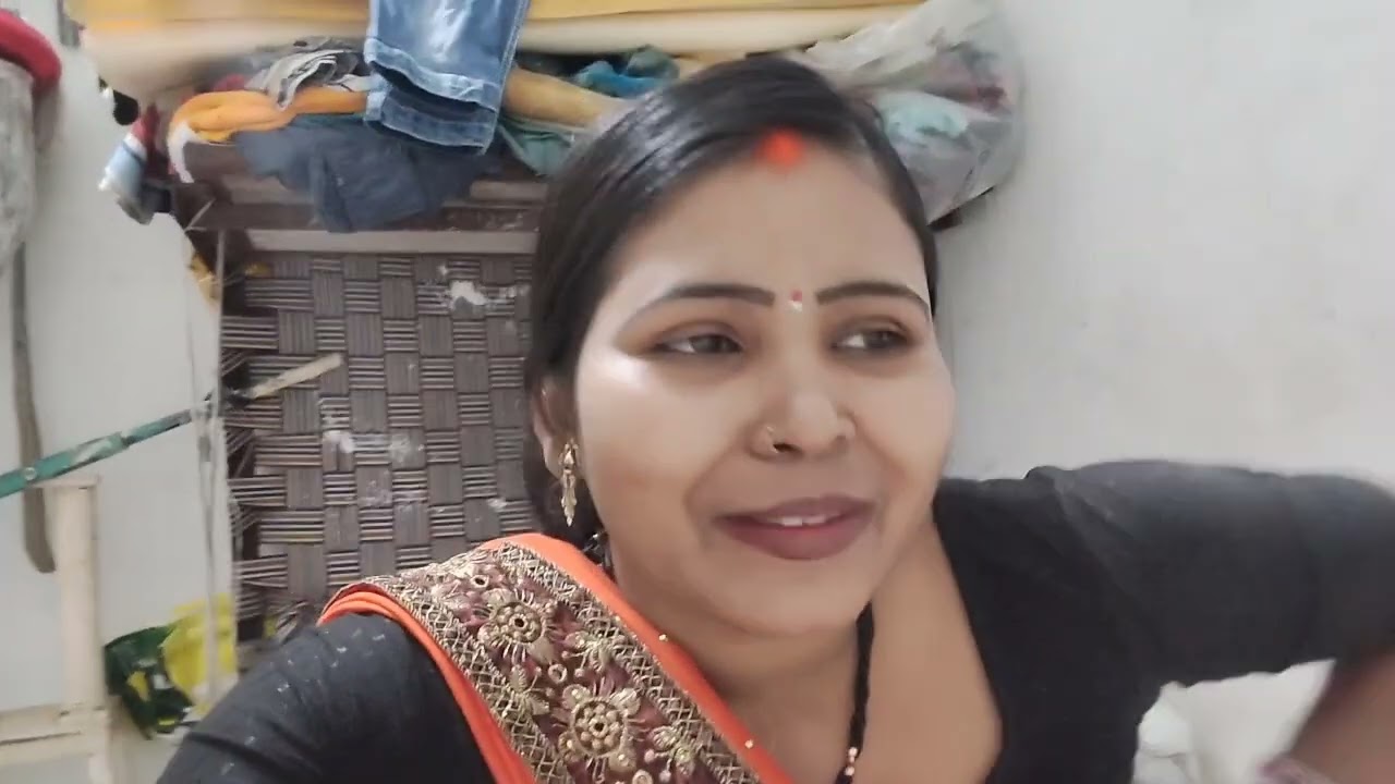 सरिता भाभी से मिलने गई थी