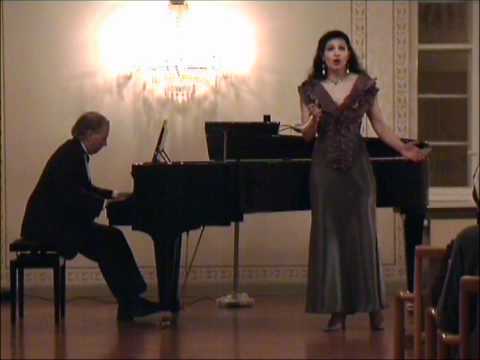 Alexandra Lecce singt Romanza Adriana Lecouvreur F...