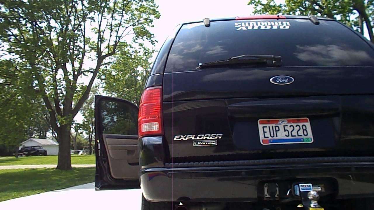 2004 Ford Explorer 4.6 V8 Straight Piped - YouTube