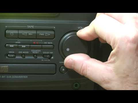 SONYバブルラジカセZS-7が30年の眠りから蘇る - YouTube