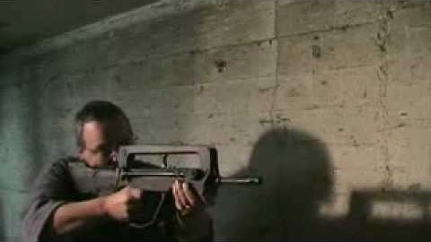 Modern Warfare 2 - Assault Rifles - FAMAS.flv