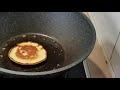 My first vlog by making banana pancake