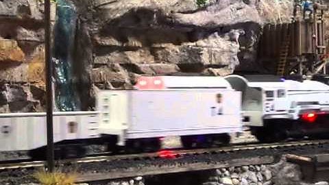 CUSTOM MTH /RK PA STATE POLICE 2-8-0 Trooper Train Set w/Sirens/Chase Lights!!!
