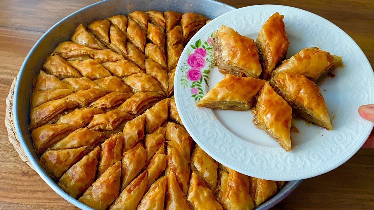 GÜNDE 20 TEPSİ SİPARİŞ ALDIĞIM EV BAKLAVASI TARİFİ????TÜM PÜF NOKTALARIYLA  CEVİZLİ EV BAKLAVASI