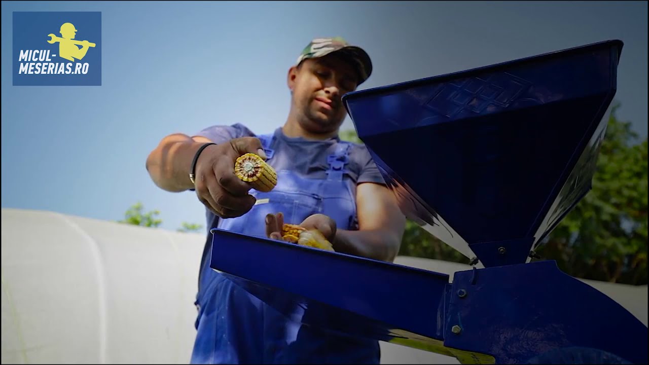 GF 0892   Moara electrica universala cu ciocanele