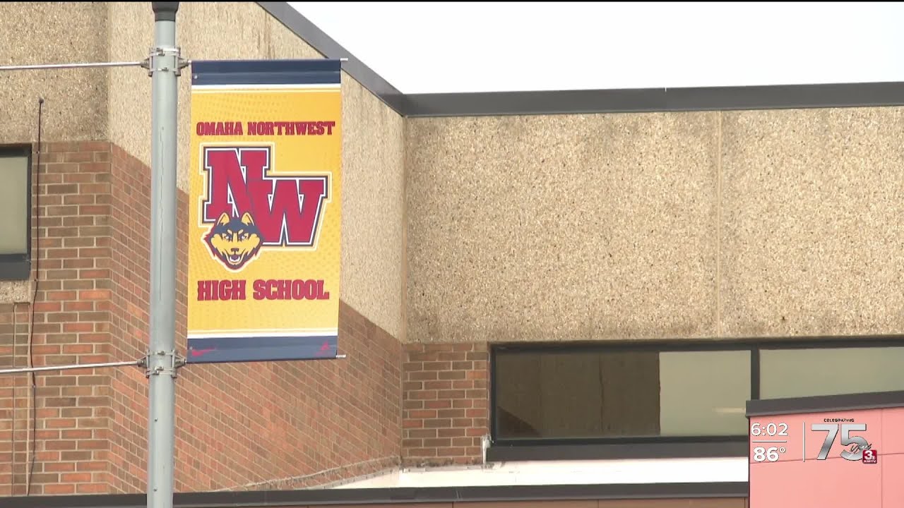 Students return to school at Omaha Northwest High School