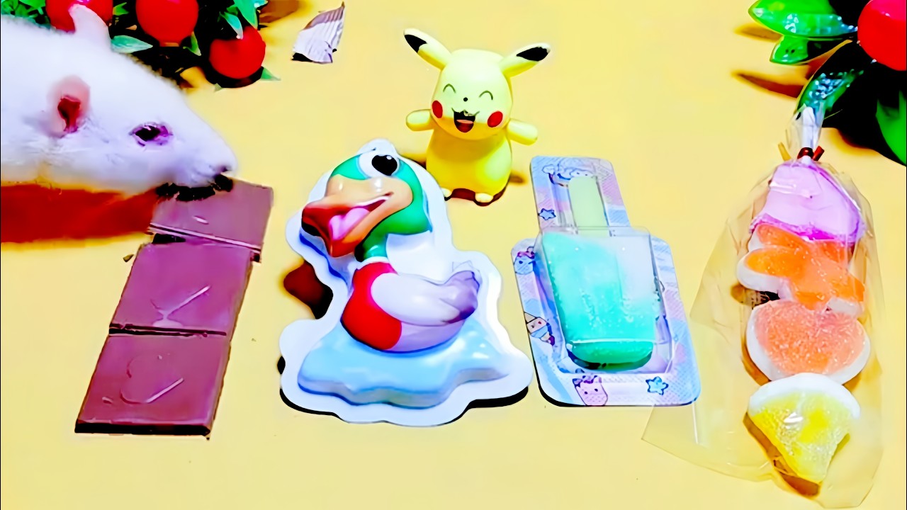 Who Stole Pikachu's Dinner? ASMR Stop Motion Animation Mukbang